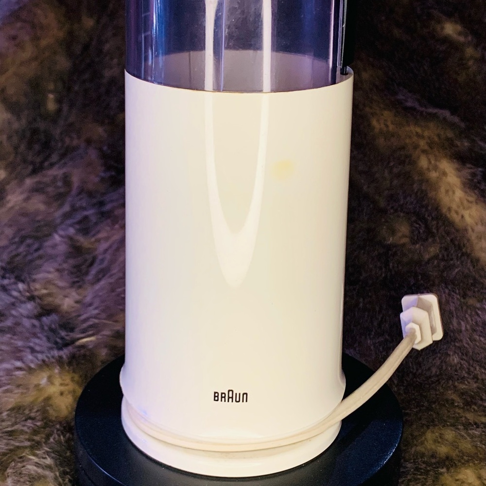 Braun White Electric Coffee Bean Grinder - Sleek Corded Design